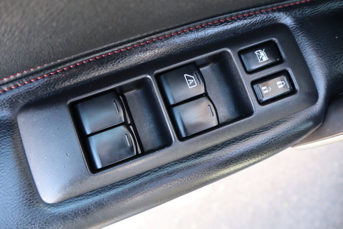 Used 2013 Nissan Rogue SL image 27