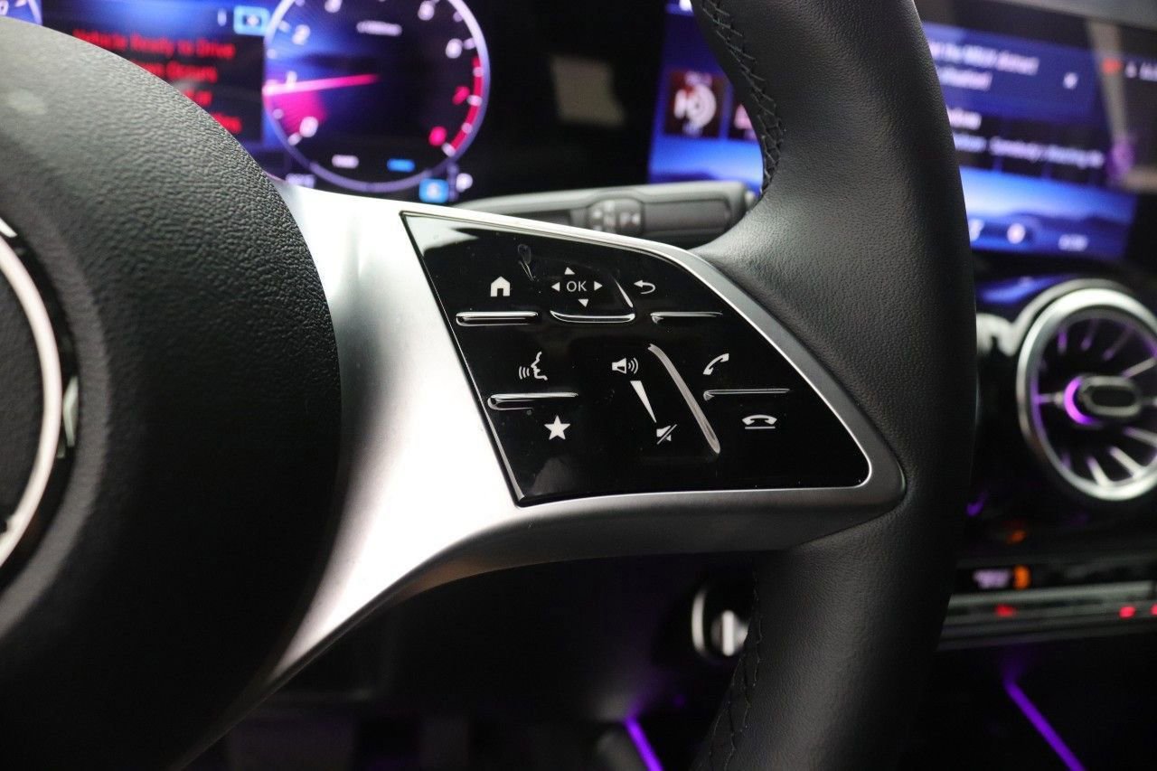 Certified 2026 Mercedes-Benz GLB 250 GLB 250 image 15