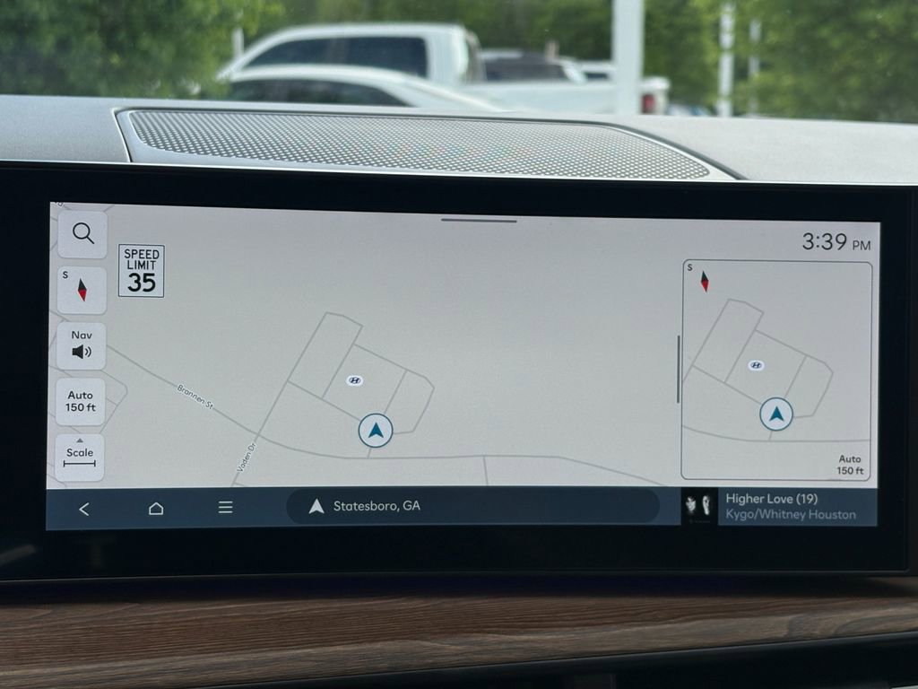 Used 2024 Hyundai Santa Fe Limited image 29