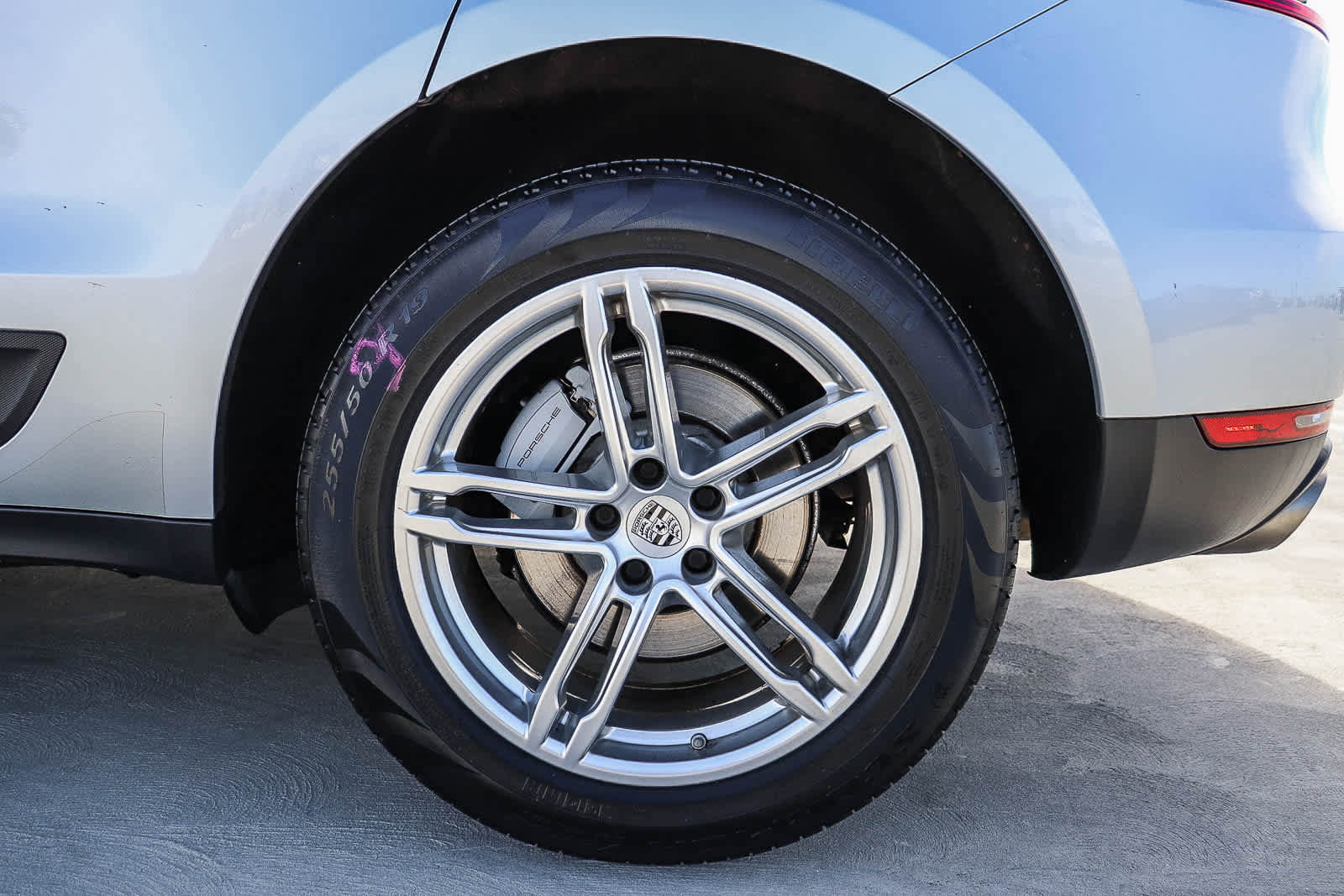 Used 2017 Porsche Macan S image 10