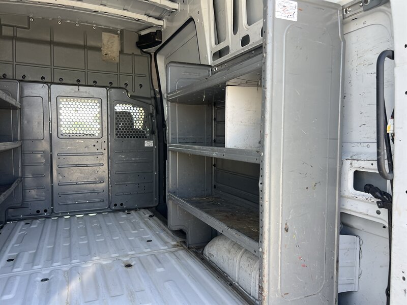 Used 2018 Nissan NV 2500 S RWD image 16
