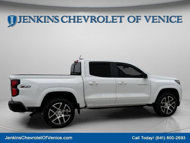 Used 2023 Chevrolet Colorado Z71 w/ Z71 Convenience Package 2 AWD/4WD image 4