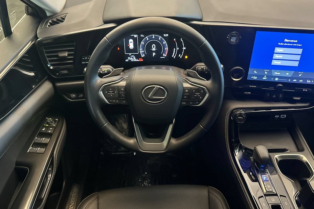 Used 2025 Lexus NX 250 FWD image 14