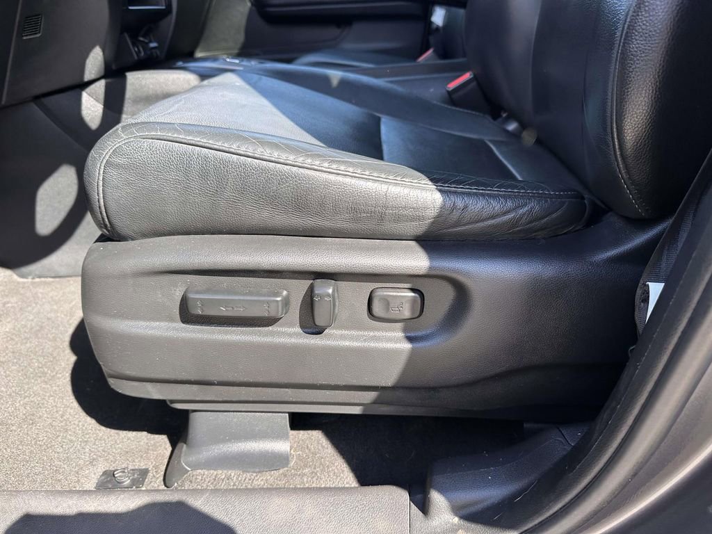 Used 2021 Honda Pilot Special Edition image 11