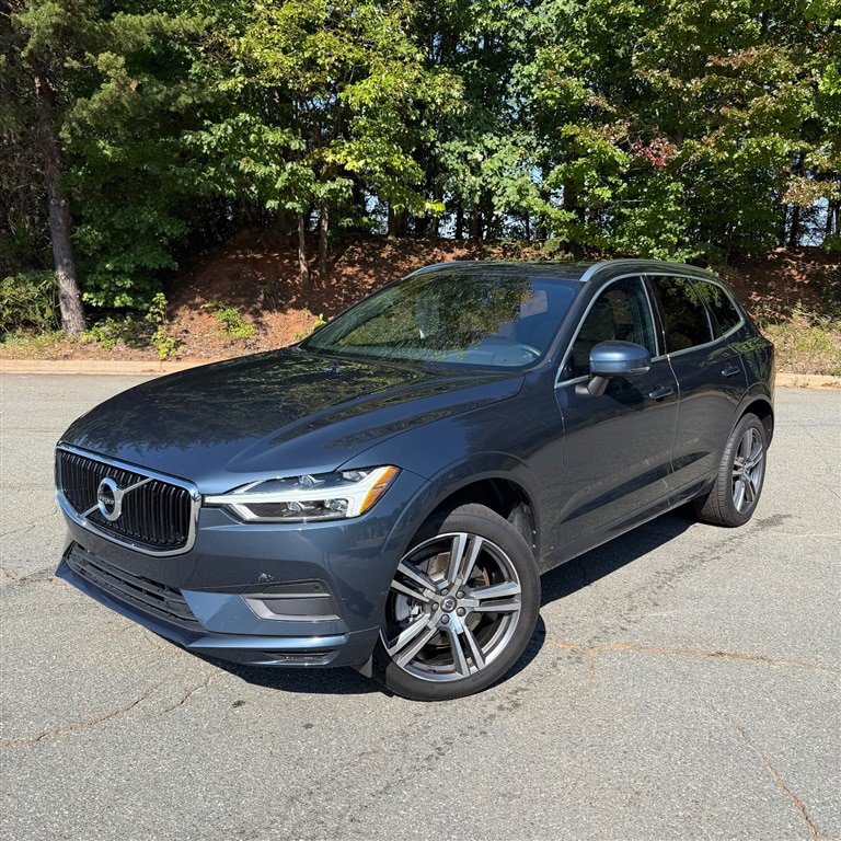 Used 2020 Volvo XC60 T6 Momentum w/ Protection Package Premier