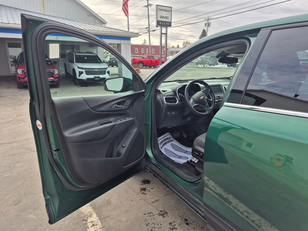 Certified 2018 Chevrolet Equinox LT image 9