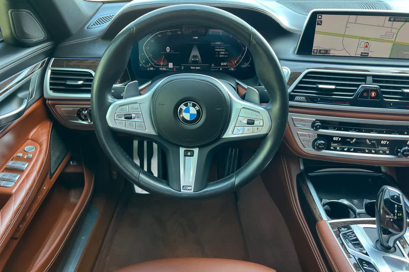 Used 2022 BMW 750i xDrive w/ Autobahn Package AWD/4WD image 16