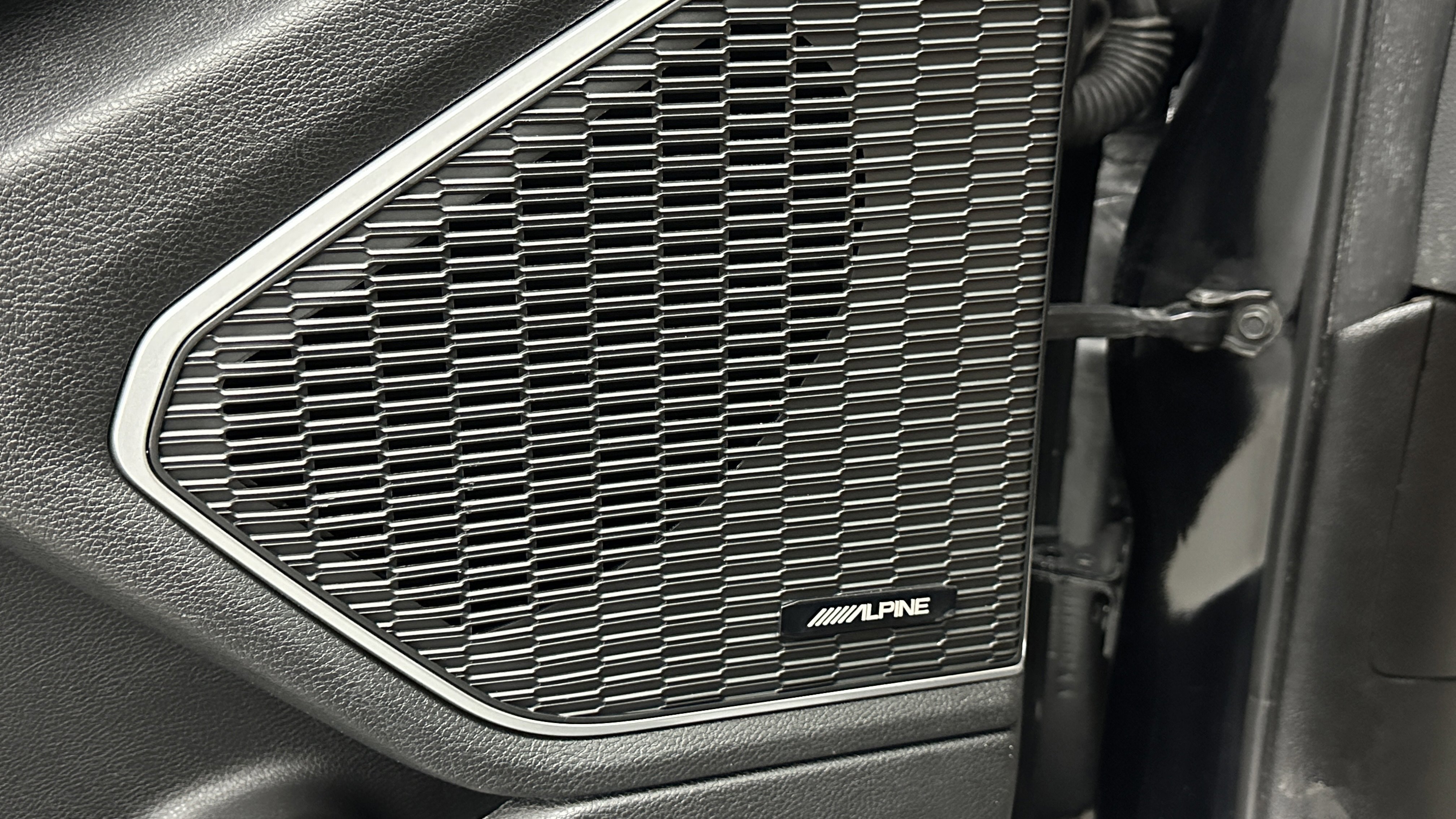 Used 2024 Jeep Grand Cherokee Limited 4xe image 23