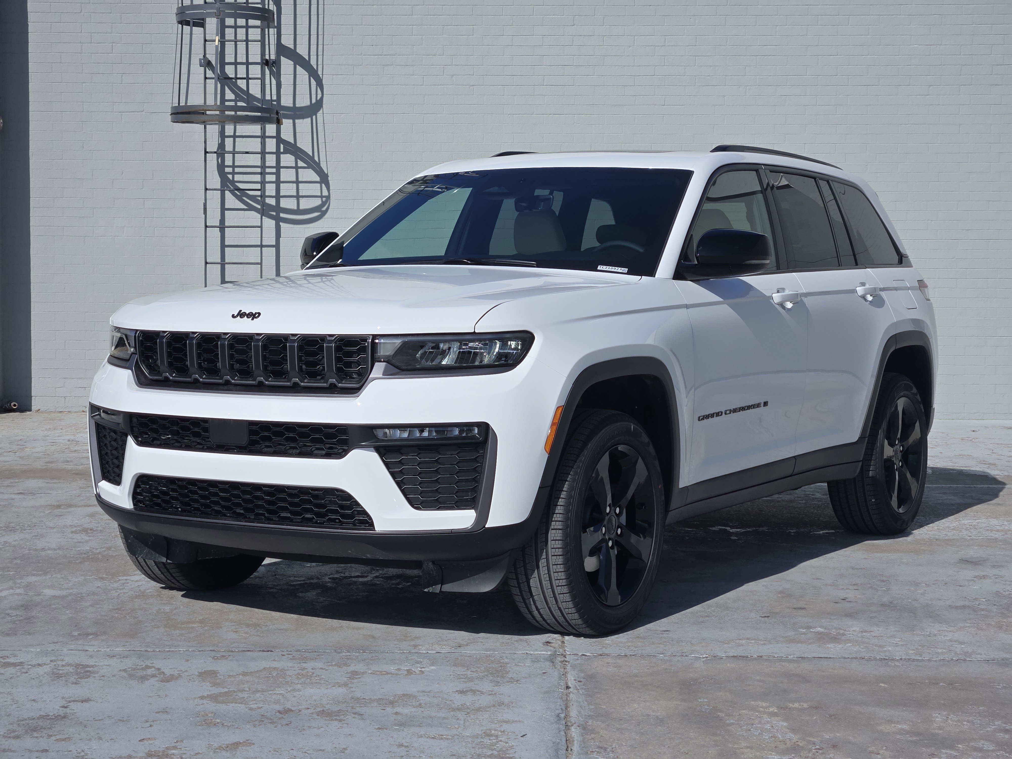 New 2026 Jeep Grand Cherokee Limited image 2