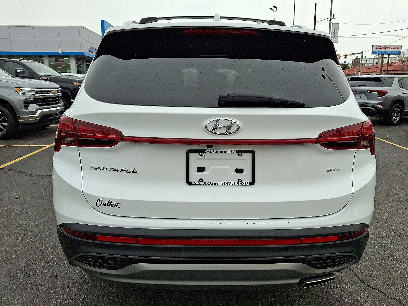 Used 2023 Hyundai Santa Fe SEL image 4