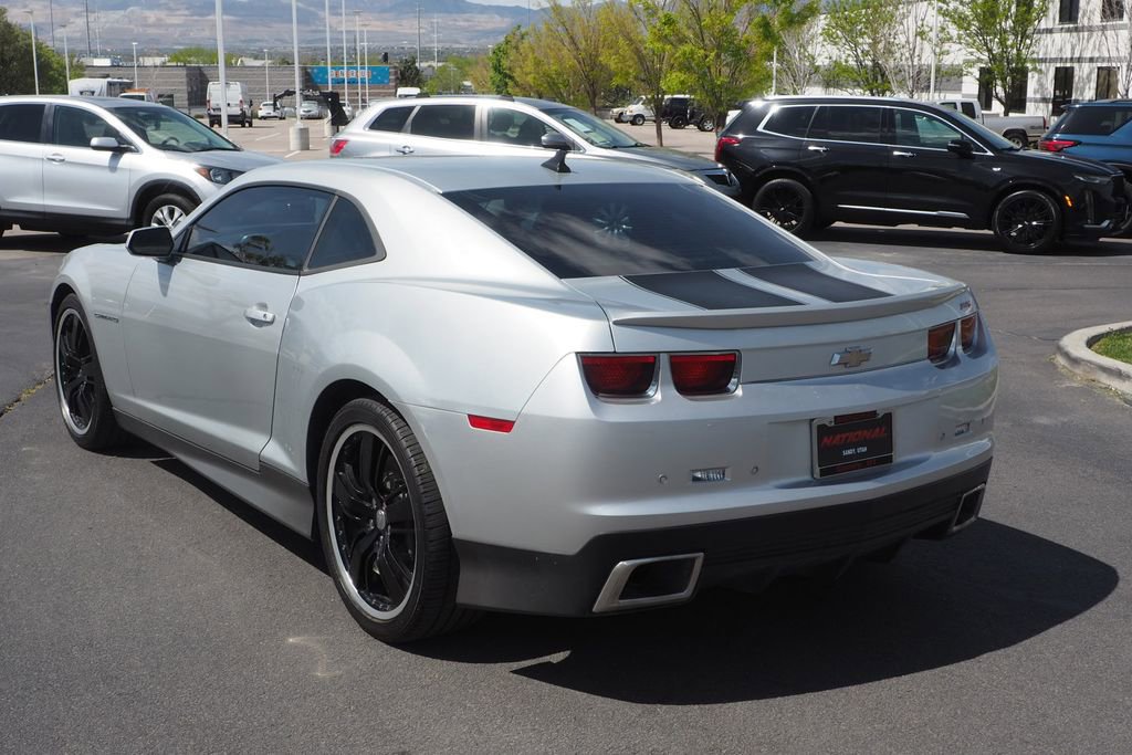 Used 2011 Chevrolet Camaro SS image 4