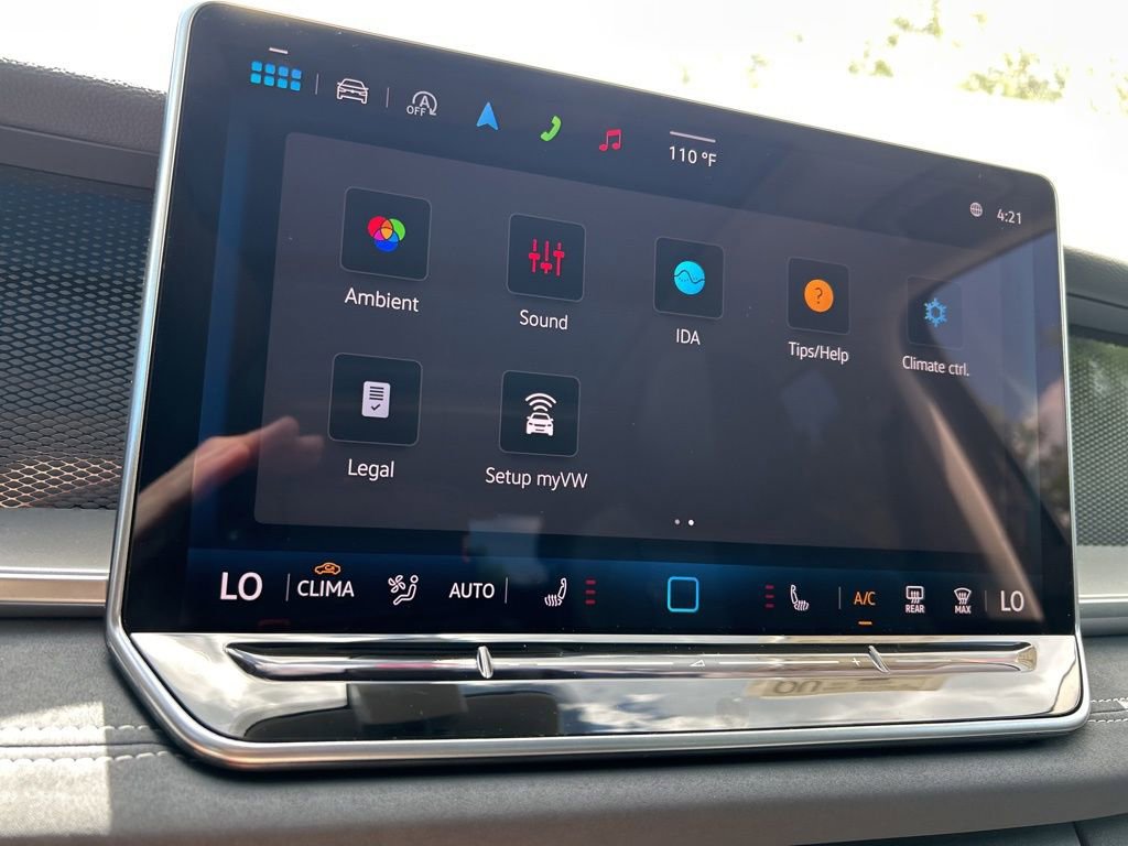 New 2025 Volkswagen Tiguan SE image 29