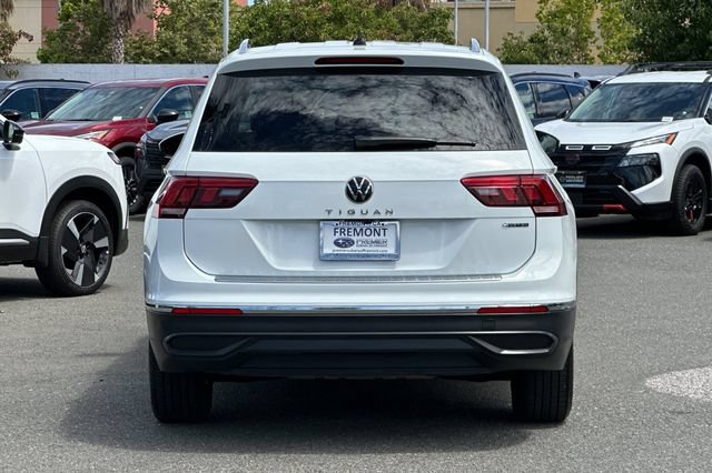 Used 2024 Volkswagen Tiguan Wolfsburg Edition AWD/4WD image 5