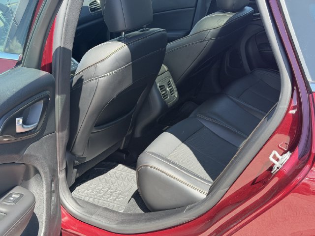 Used 2016 Chrysler 200 C w/ Premium Group FWD image 19