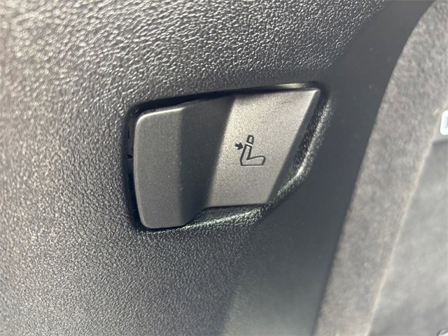 Used 2019 BMW X4 M40i image 41