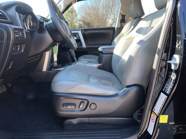 Used 2017 Toyota 4Runner SR5 RWD image 24