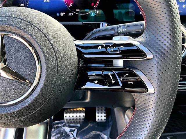 Used 2025 Mercedes-Benz GLA 250 image 21