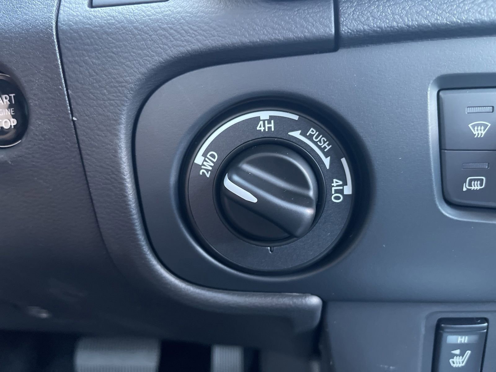 New 2026 Nissan Frontier SV image 29