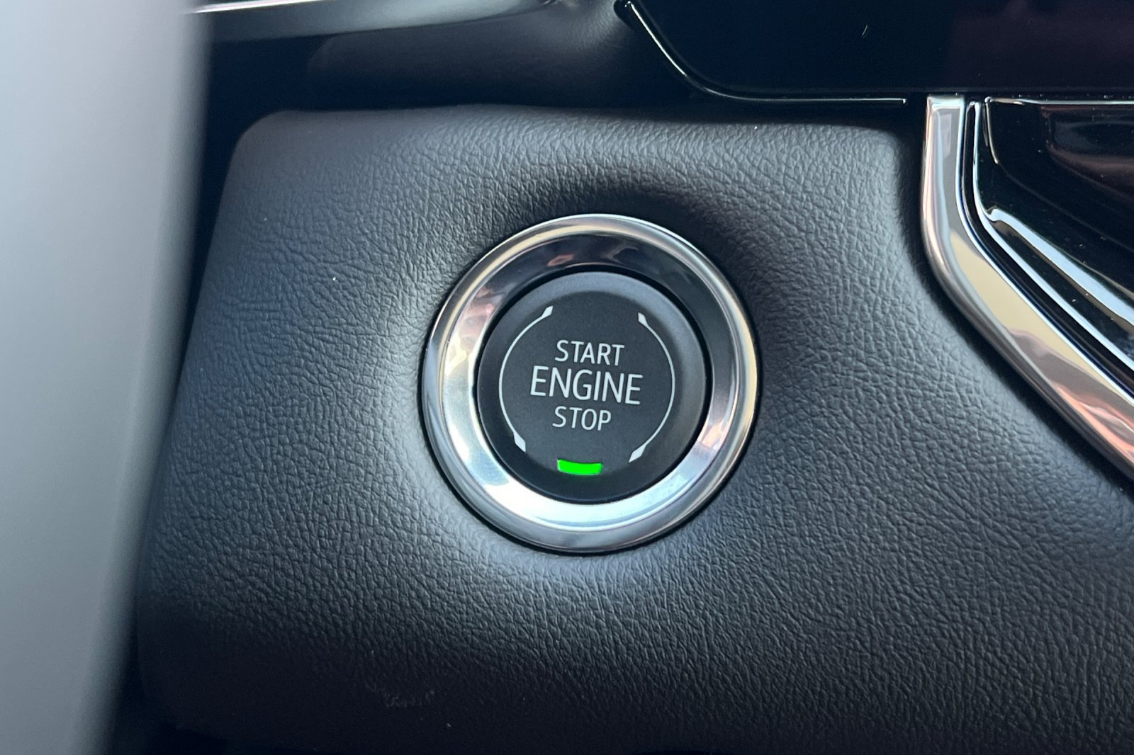 New 2026 GMC Canyon Elevation w/ Convenience Package RWD image 24