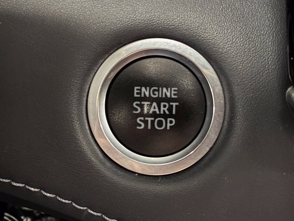 Used 2021 Toyota Highlander XLE FWD image 20