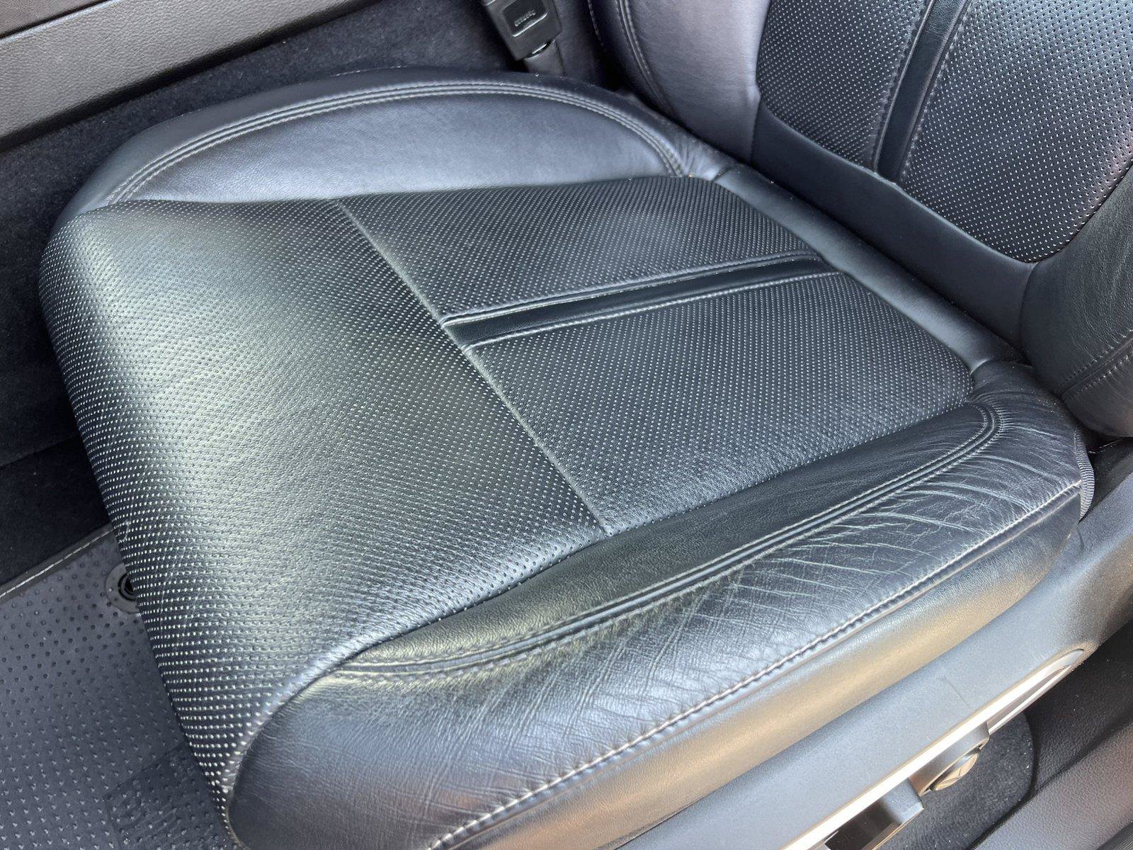 Used 2024 Jeep Wagoneer Series II w/ Flexible Seating Group AWD/4WD image 14