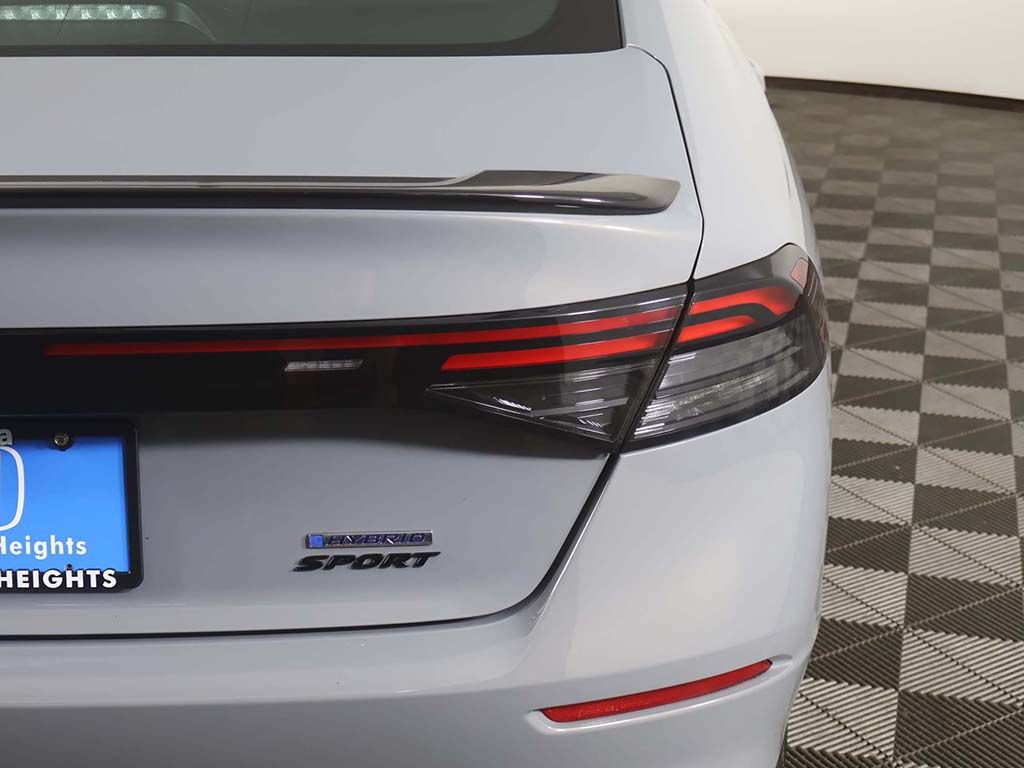 Used 2025 Honda Accord Sport image 16