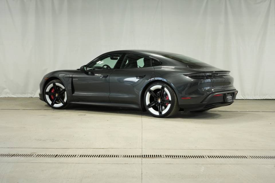 New 2025 Porsche Taycan 4S image 3