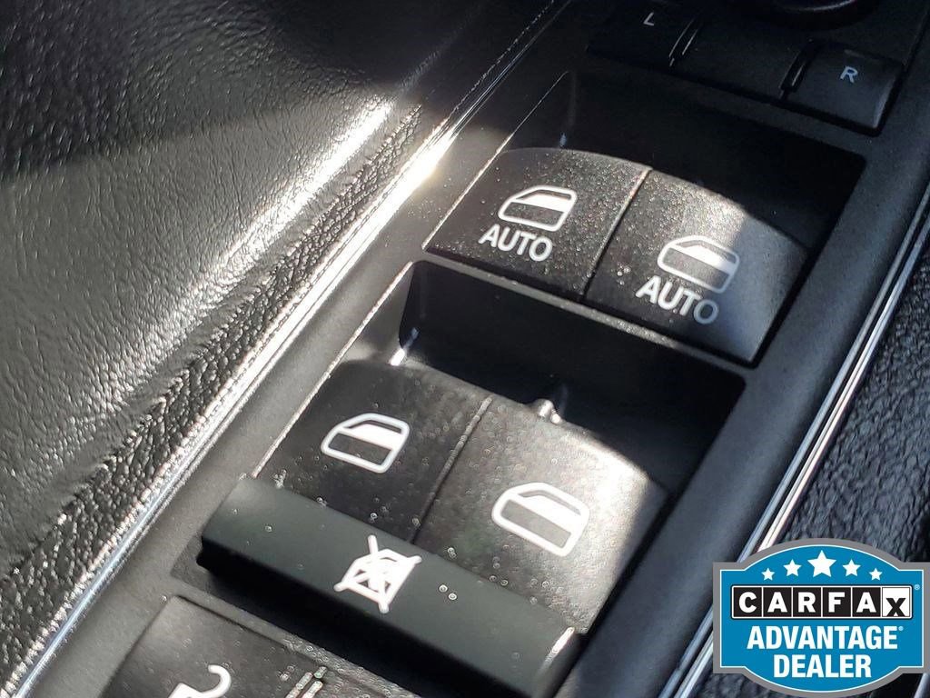 Used 2020 Chrysler 300 S w/ 300S Premium Group image 39