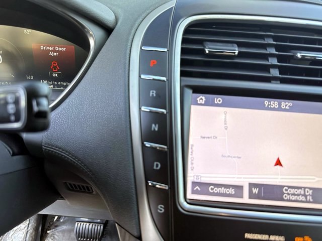 Used 2020 Lincoln Nautilus Reserve FWD image 28
