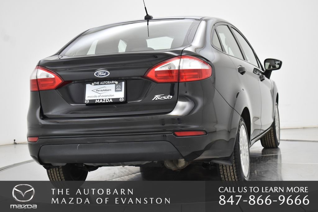 Used 2015 Ford Fiesta S image 21
