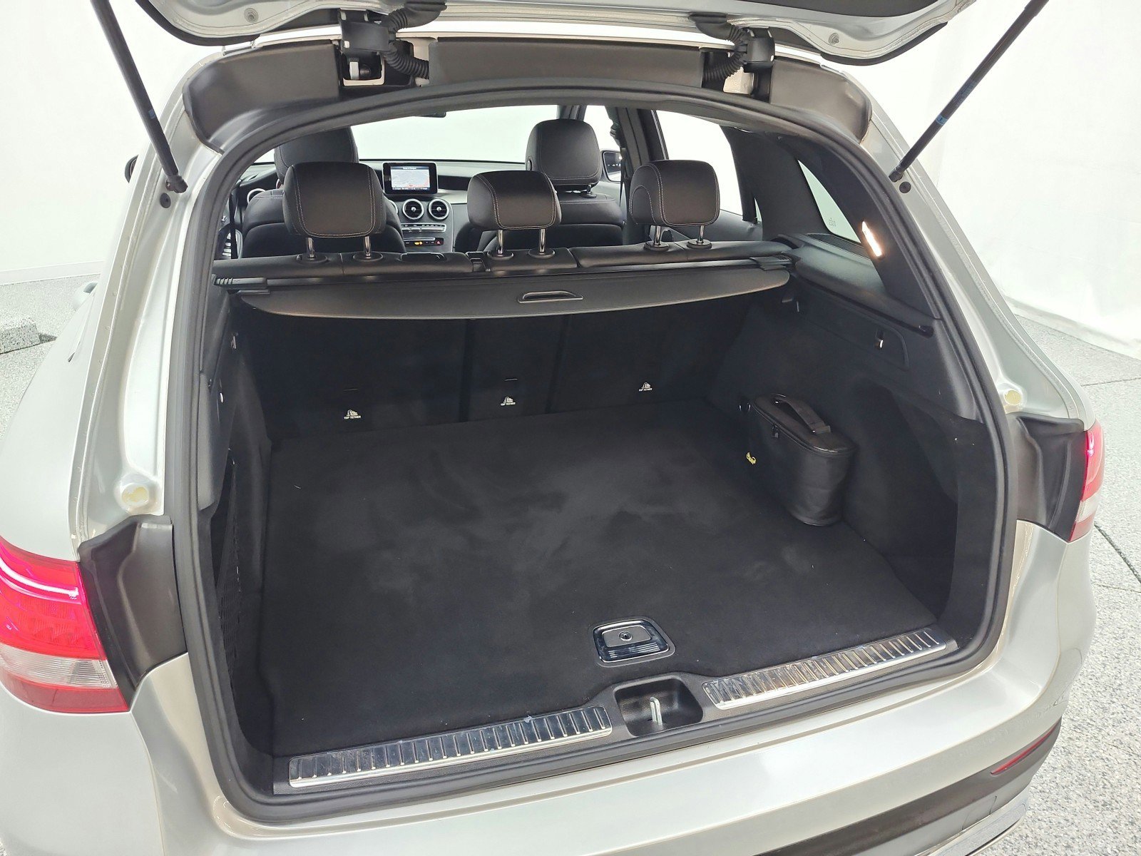 Used 2019 Mercedes-Benz GLC 300 image 20