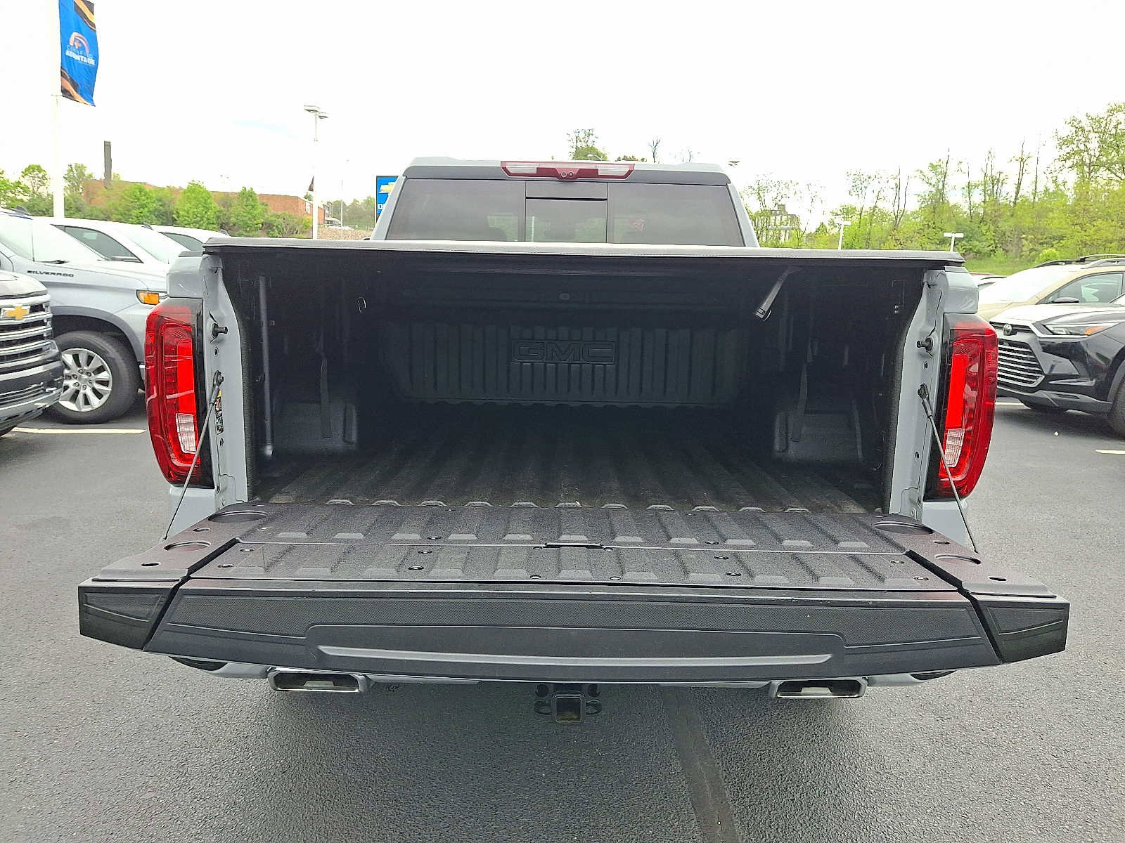 Used 2025 GMC Sierra 1500 Denali w/ Denali Reserve Package AWD/4WD image 28