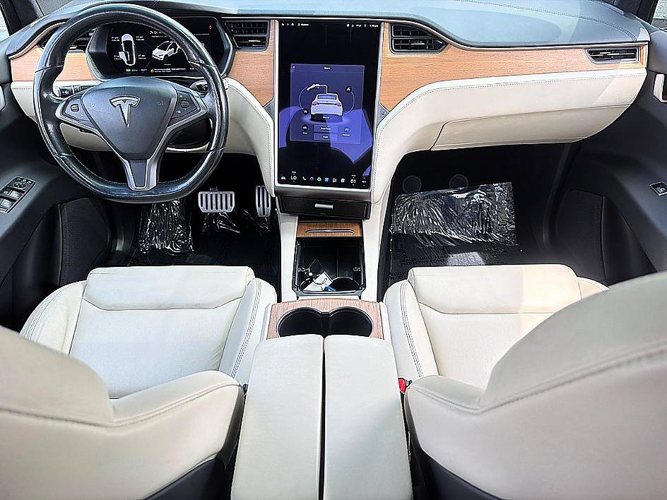 Used 2020 Tesla Model X Performance AWD/4WD image 10