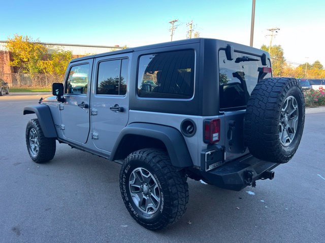 Used 2013 Jeep Wrangler Unlimited Rubicon w/ Dual Top Group AWD/4WD image 7