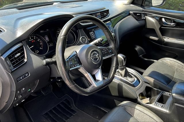 Used 2019 Nissan Rogue Sport SL w/ Premium Package AWD/4WD image 17