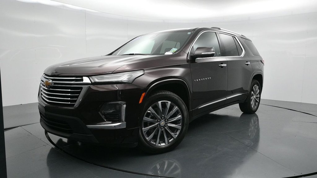 Used 2023 Chevrolet Traverse Premier FWD image 9