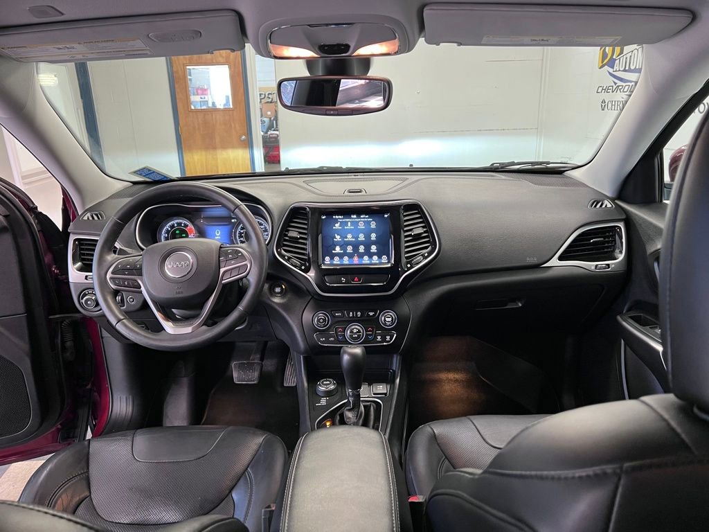 Used 2019 Jeep Cherokee Limited image 19