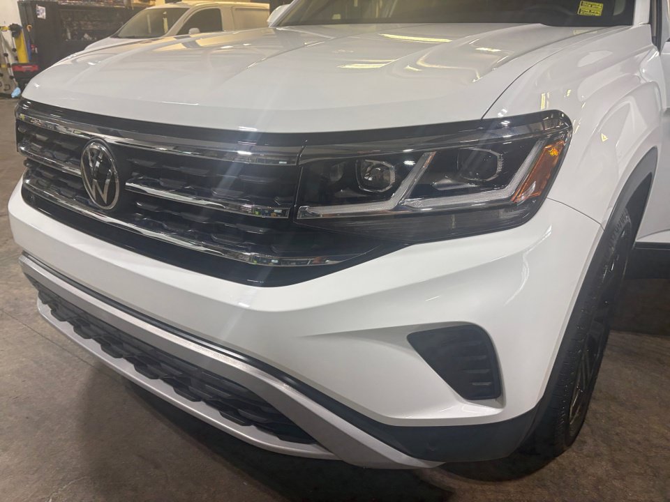 Certified 2023 Volkswagen Atlas SE w/ Black Wheel Package FWD image 26