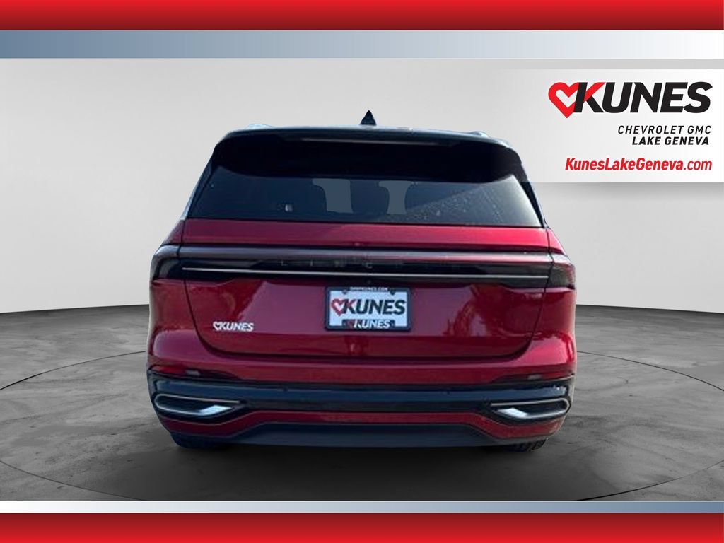 Used 2024 Lincoln Nautilus Reserve AWD/4WD image 5