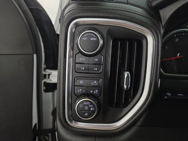 Used 2020 Chevrolet Silverado 3500 LTZ w/ LTZ Premium Package AWD/4WD image 25
