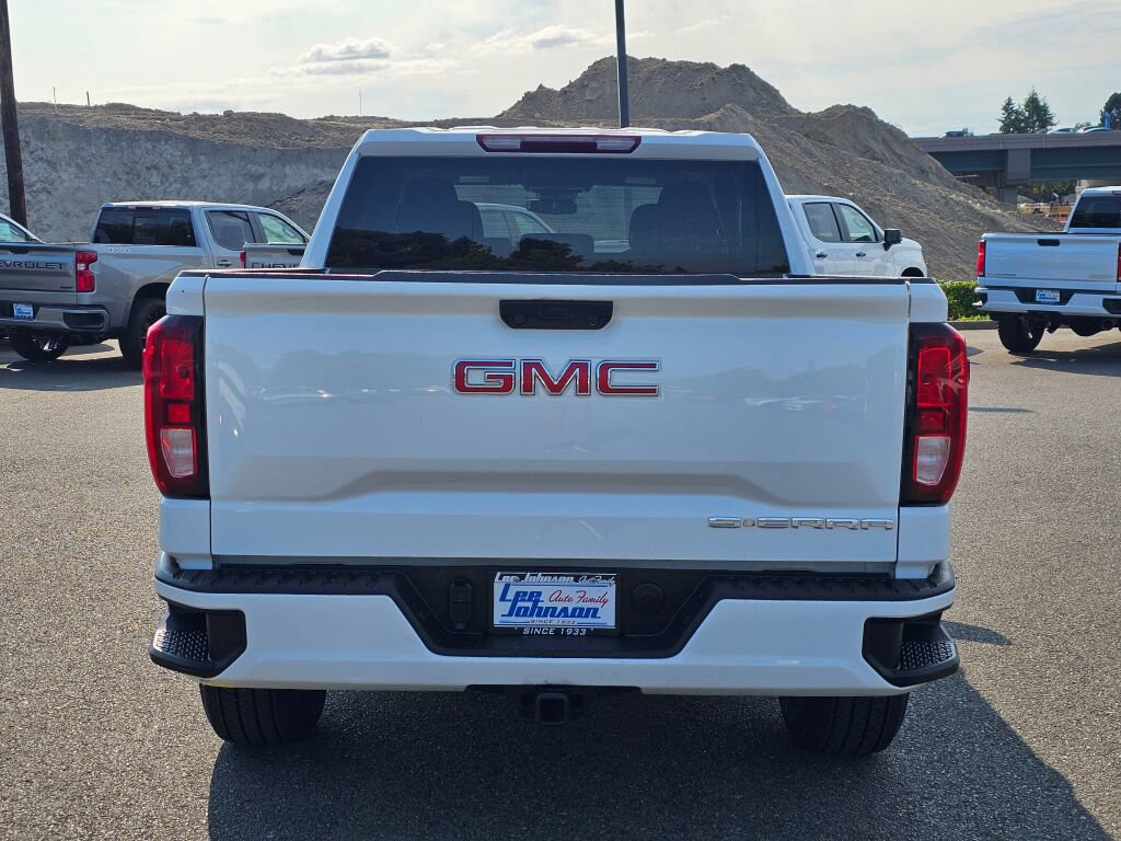Used 2024 GMC Sierra 1500 Pro w/ Graphite Edition AWD/4WD image 6