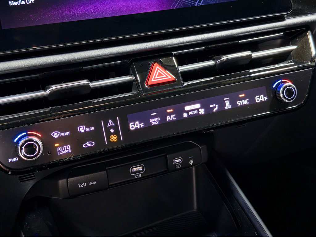 Used 2024 Kia Niro Wind w/ Wind Preserve Package image 14