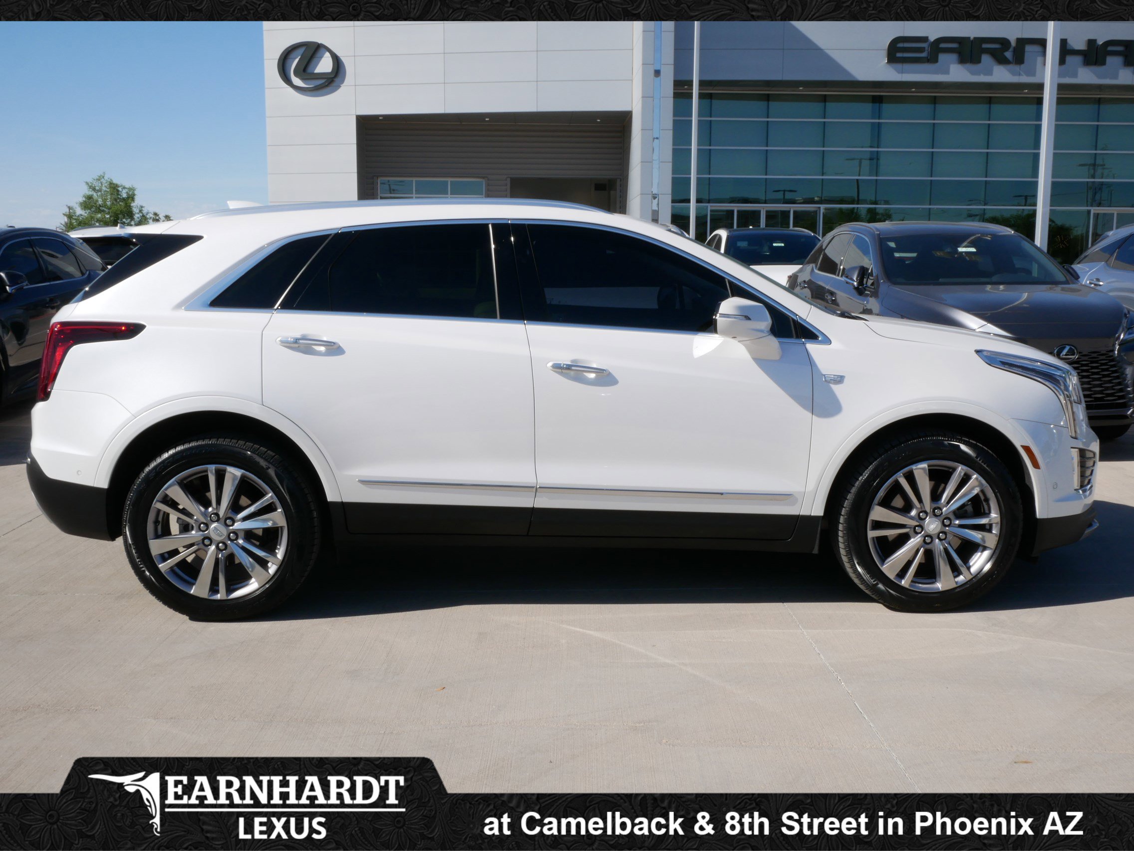 Used 2024 Cadillac XT5 Premium Luxury w/ Technology Package image 11