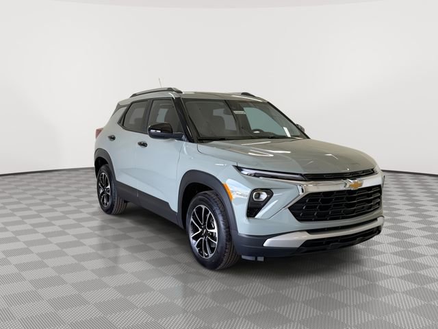 New 2026 Chevrolet TrailBlazer LT w/ Convenience Package FWD image 2