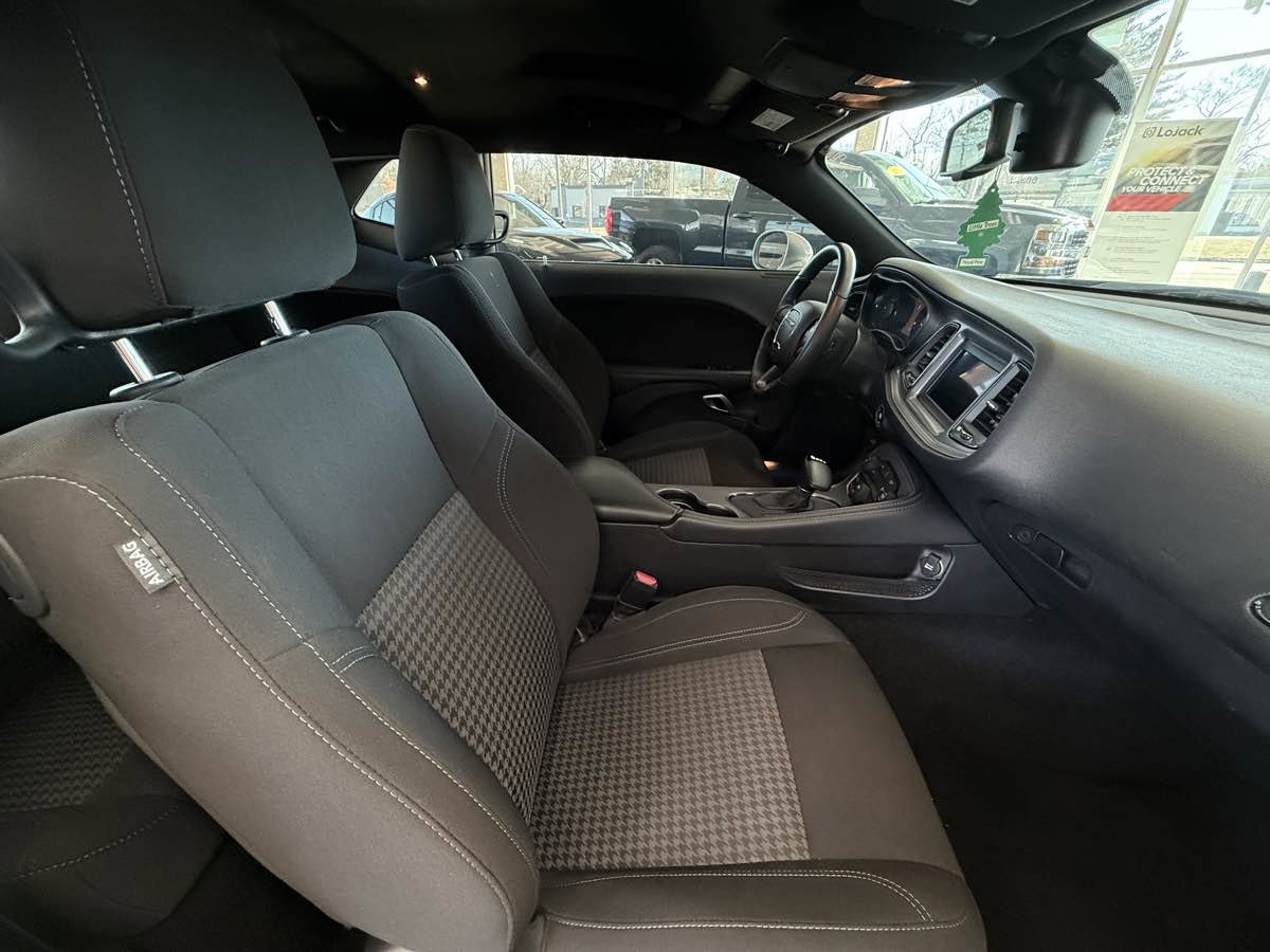 Used 2023 Dodge Challenger SXT w/ Blacktop Package image 30
