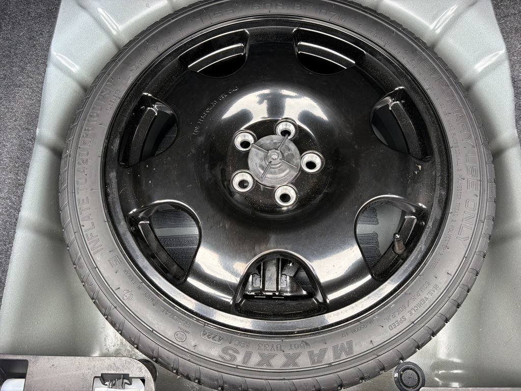 Used 2025 Ford Mustang Premium RWD image 34