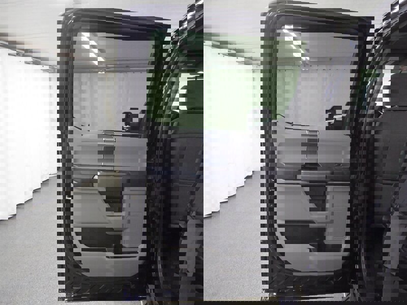 Used 2017 Ford F150 XLT w/ Equipment Group 302A Luxury image 25