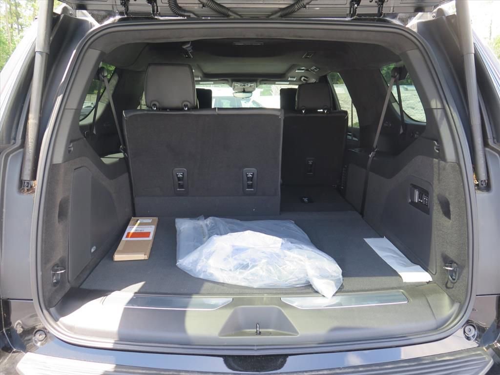 New 2026 Cadillac Escalade ESV Platinum Sport w/ LPO, ONYX Package AWD/4WD image 25