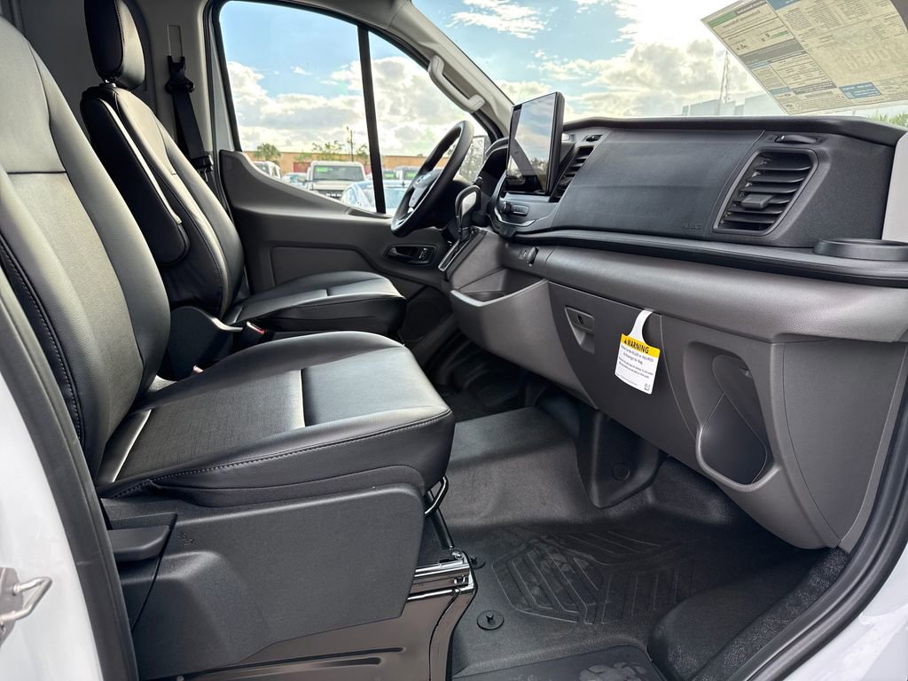 New 2026 Ford Transit 250 Low Roof image 21