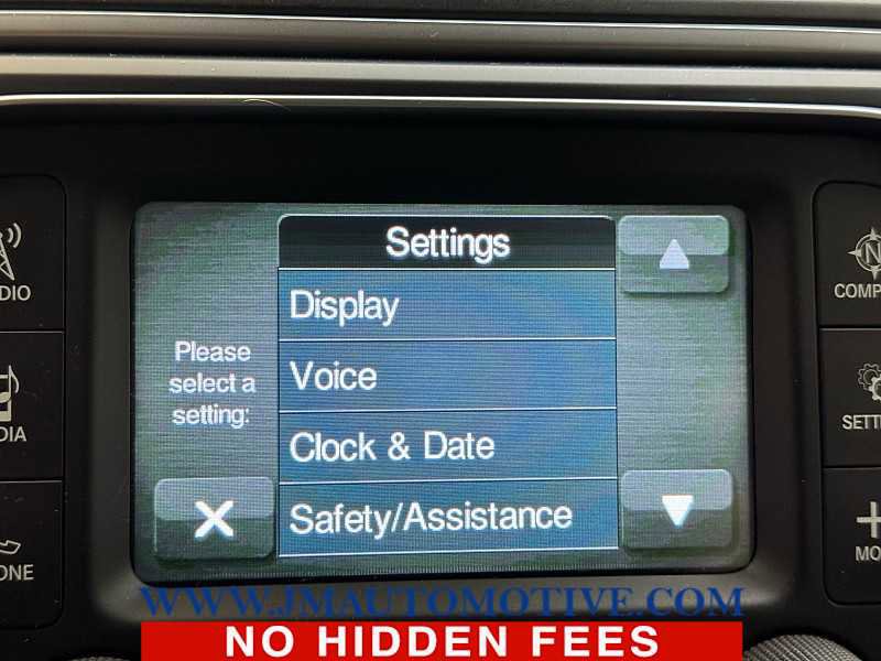 Used 2015 RAM 2500 SLT AWD/4WD image 28